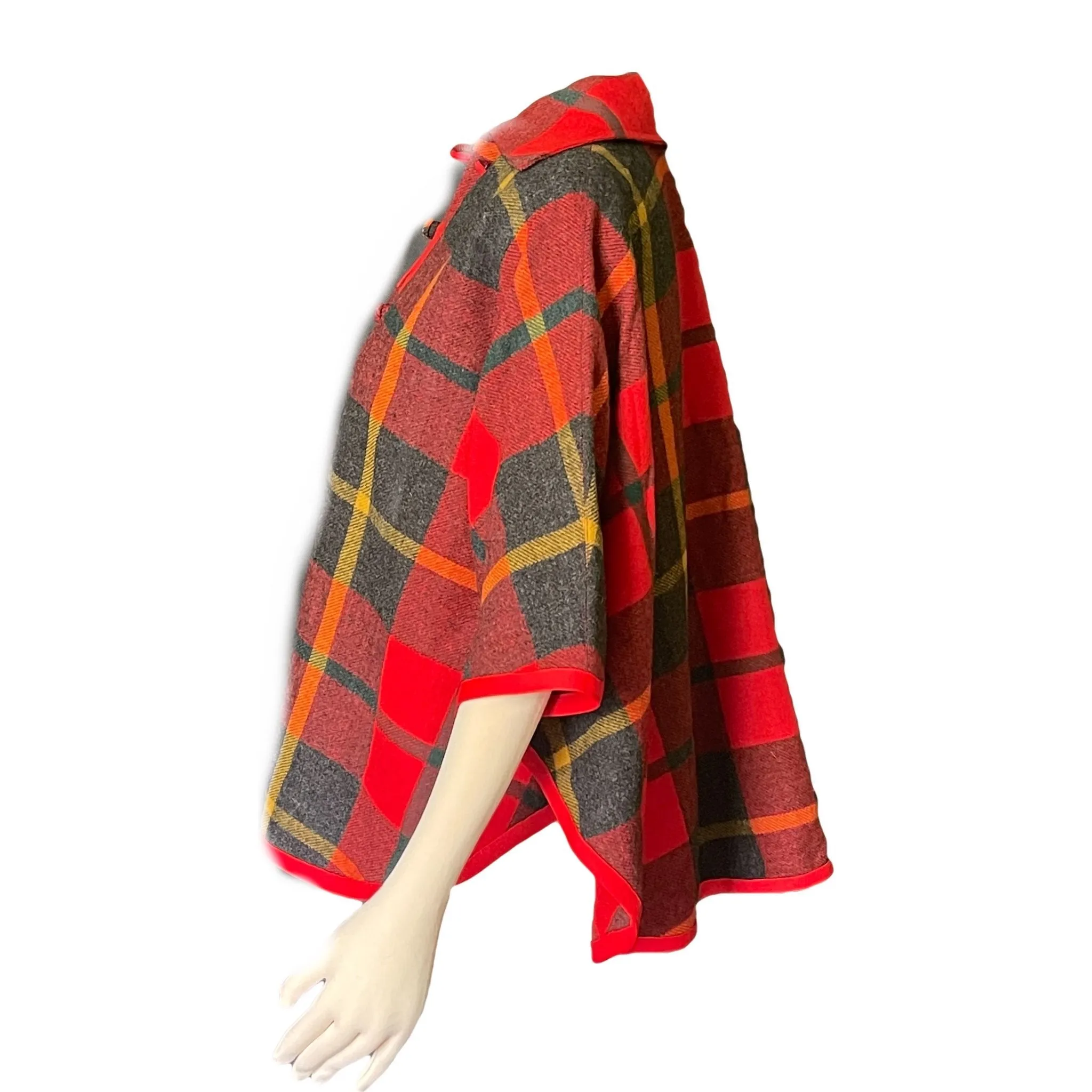 Vintage Wool Poncho in a Red Check Plaid by Pendleton. Fall and Winter Outerwear. Countryside Chic.